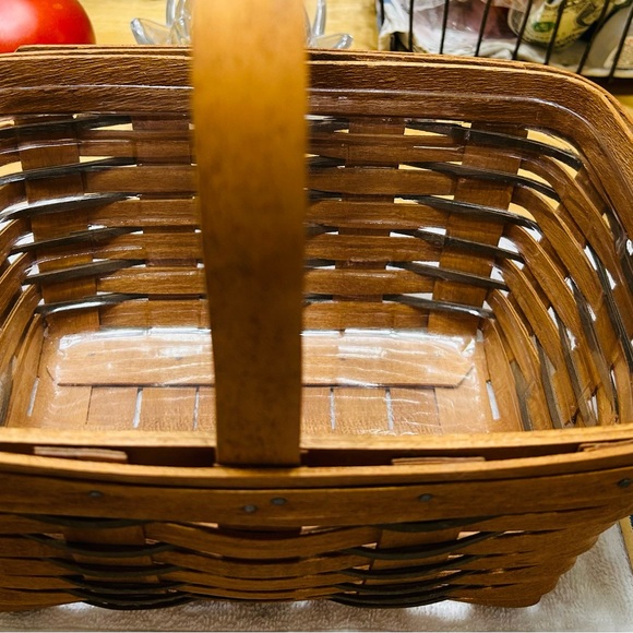 Longaberger Heartland collection basket with green weave. Mint condition. - Picture 5 of 8